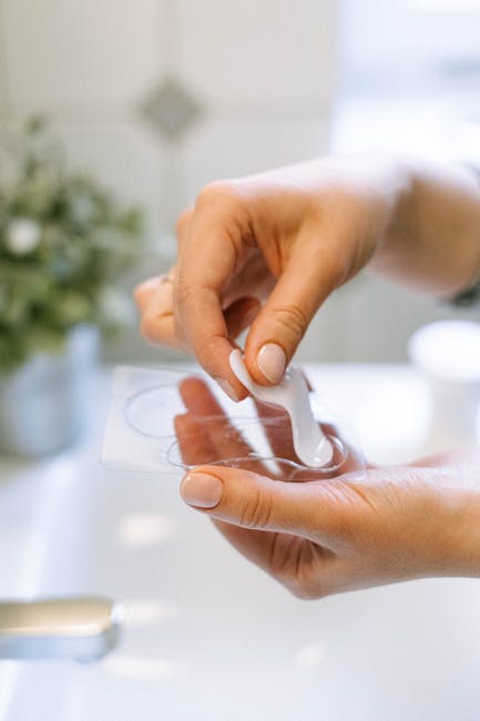 Best natural oils for daily skincare routine